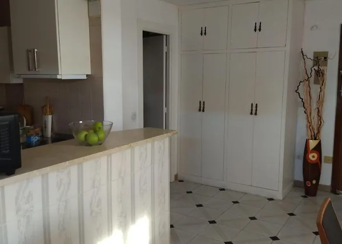 Mini Estudio Centro Reyes De Espana アパート